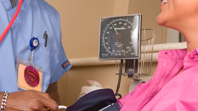 Comparing custom vs packaged hospital management software in India